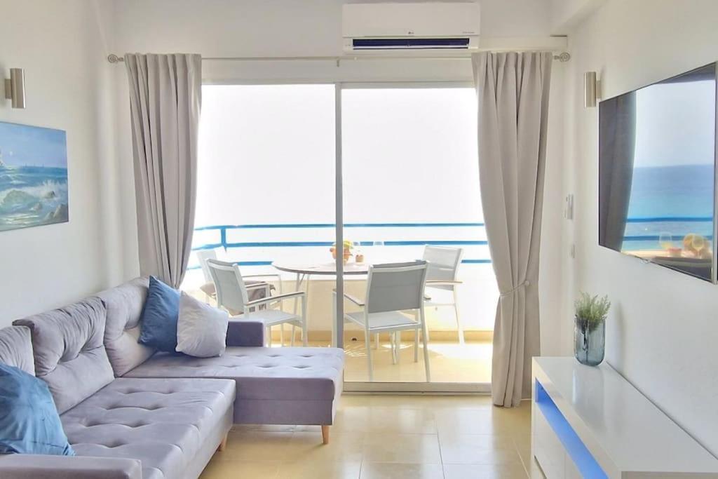 Arenal Sea View Apartment Calp